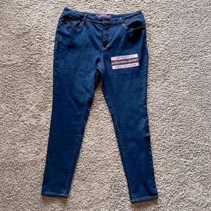 Gloria Vanderbilt Alexandra Skinny Denim Jean